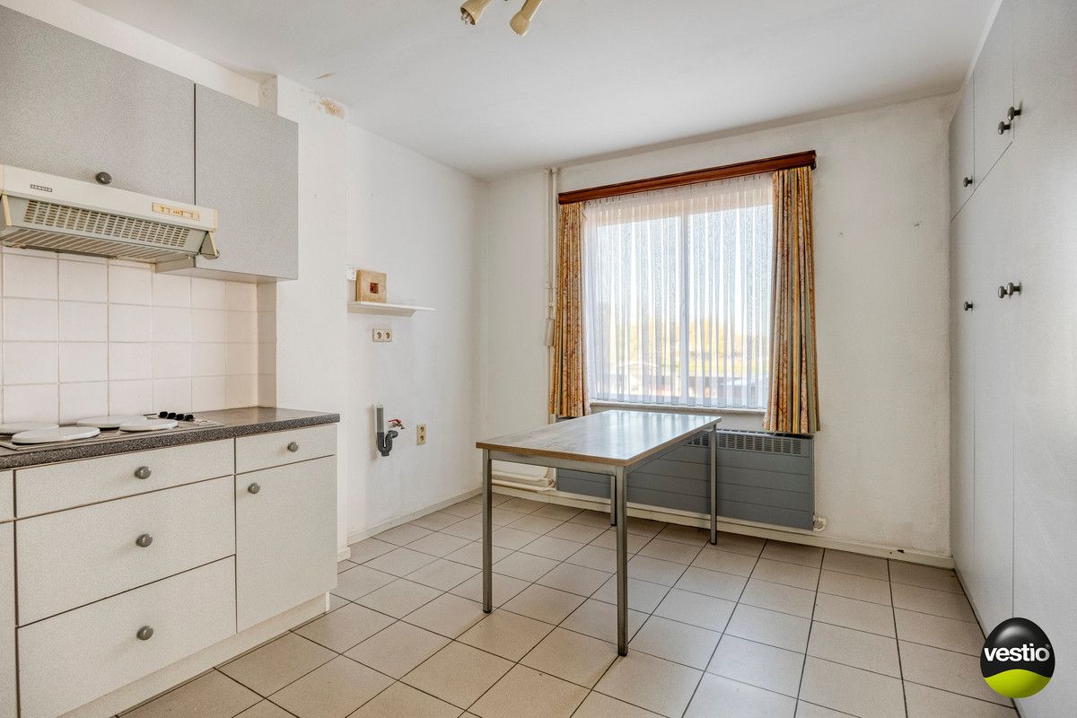 RUSTIG GELEGEN RUIME VRIJSTAANDE WONING MET GROTE TUIN OP 22A49CA TE HOESELT. foto 22