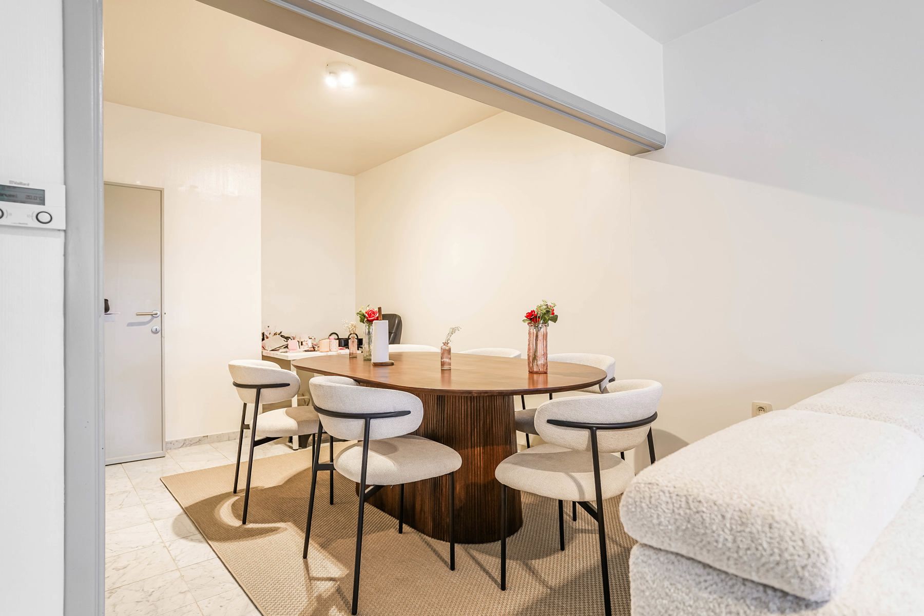 Centraal gelegen opbrengsteigendom met 2 appartementen in het hart van Londerzeel foto 4