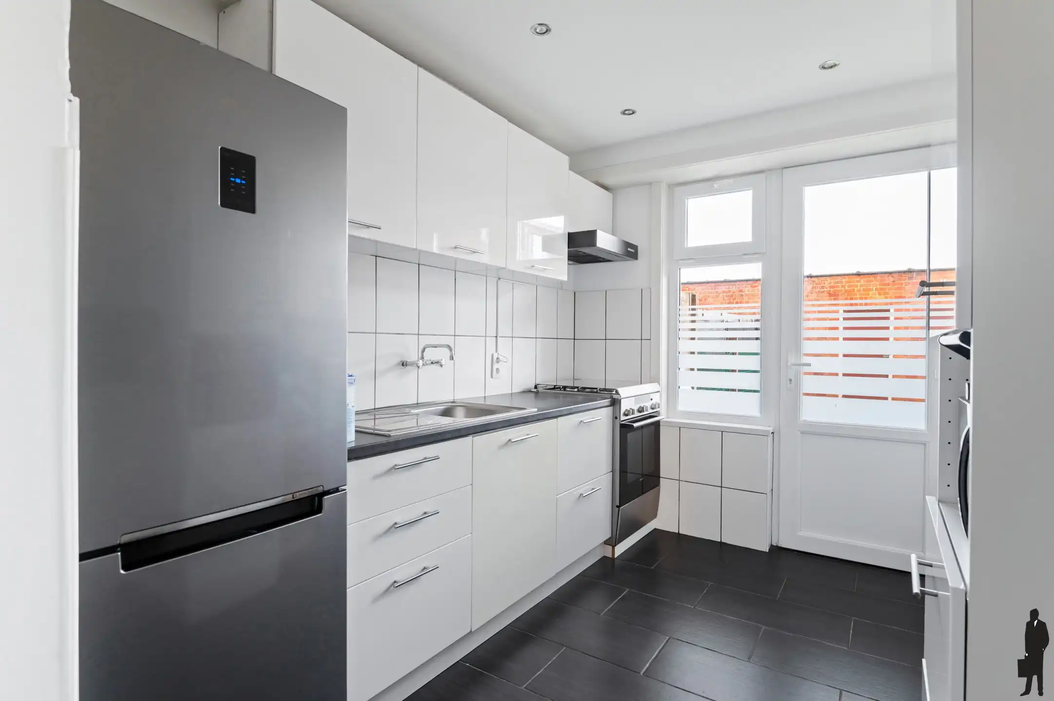 Gelijkvloersappartement met tuin in gegeerde buurt foto 4