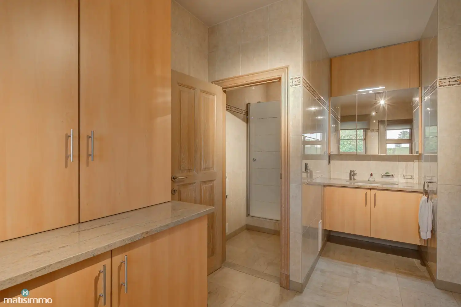 RIANTE INSTAPKLARE VILLA MET 4 SLAAPKAMERS EN RUIME TUIN IN HET LANDELIJKE MARTENSLINDE foto 15