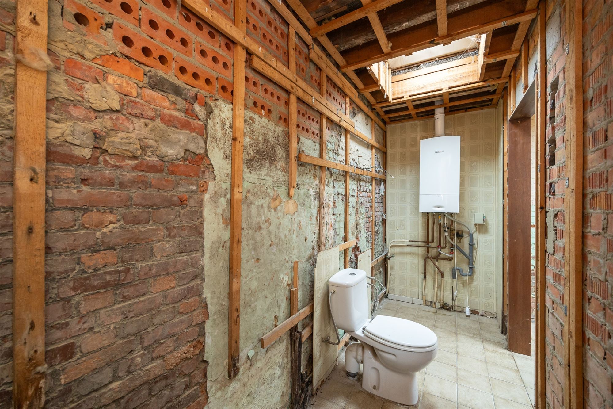 Te renoveren woning met 2 slaapkamers in Mechelen foto 11