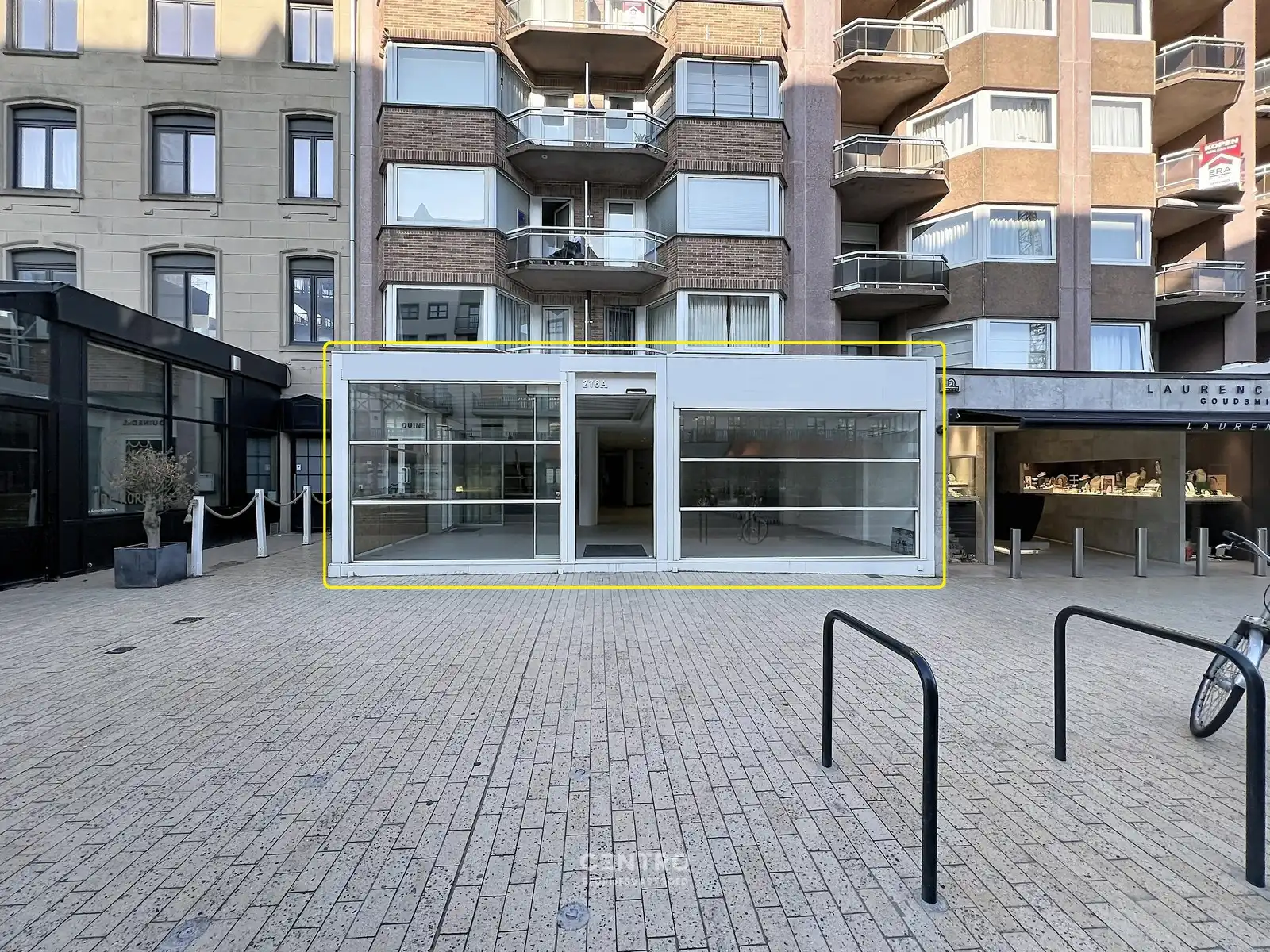 Instapklaar horecapand (± 300 m²) met hyper-geïnstalleerde keuken op commerciële toplocatie op 100m van het strand Oostduinkerke-Bad ! foto 2