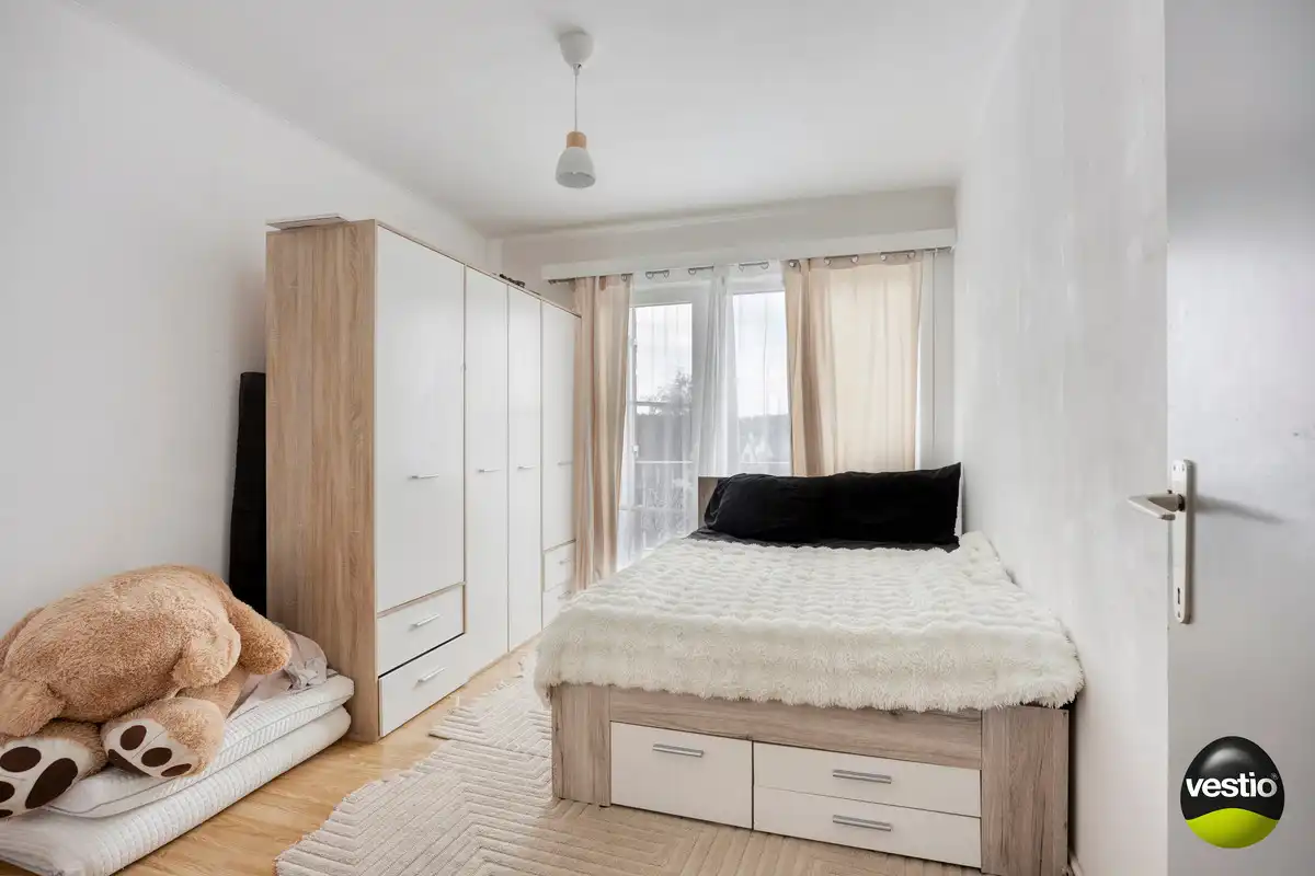 APPARTEMENT 90M² MET 2 SLK GELEGEN IN CENTRUM HOESELT. foto 10
