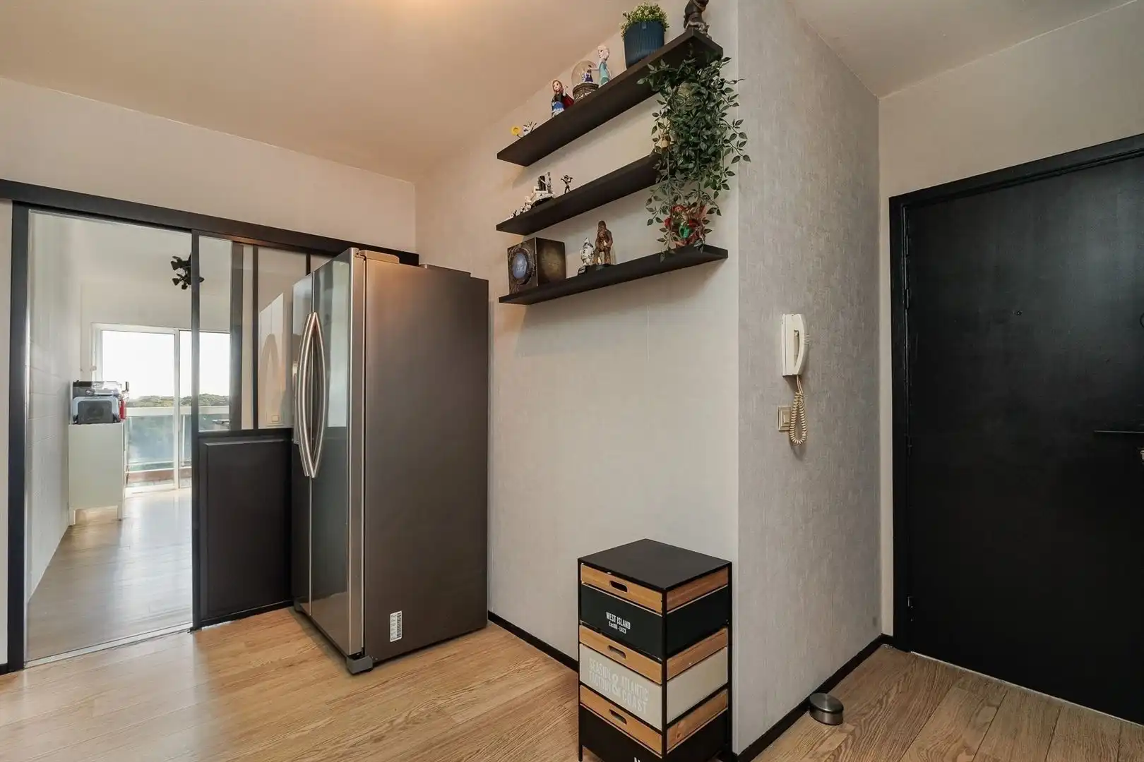 Lichtrijk appartement met panoramisch uitzicht en autostaanplaats foto 7