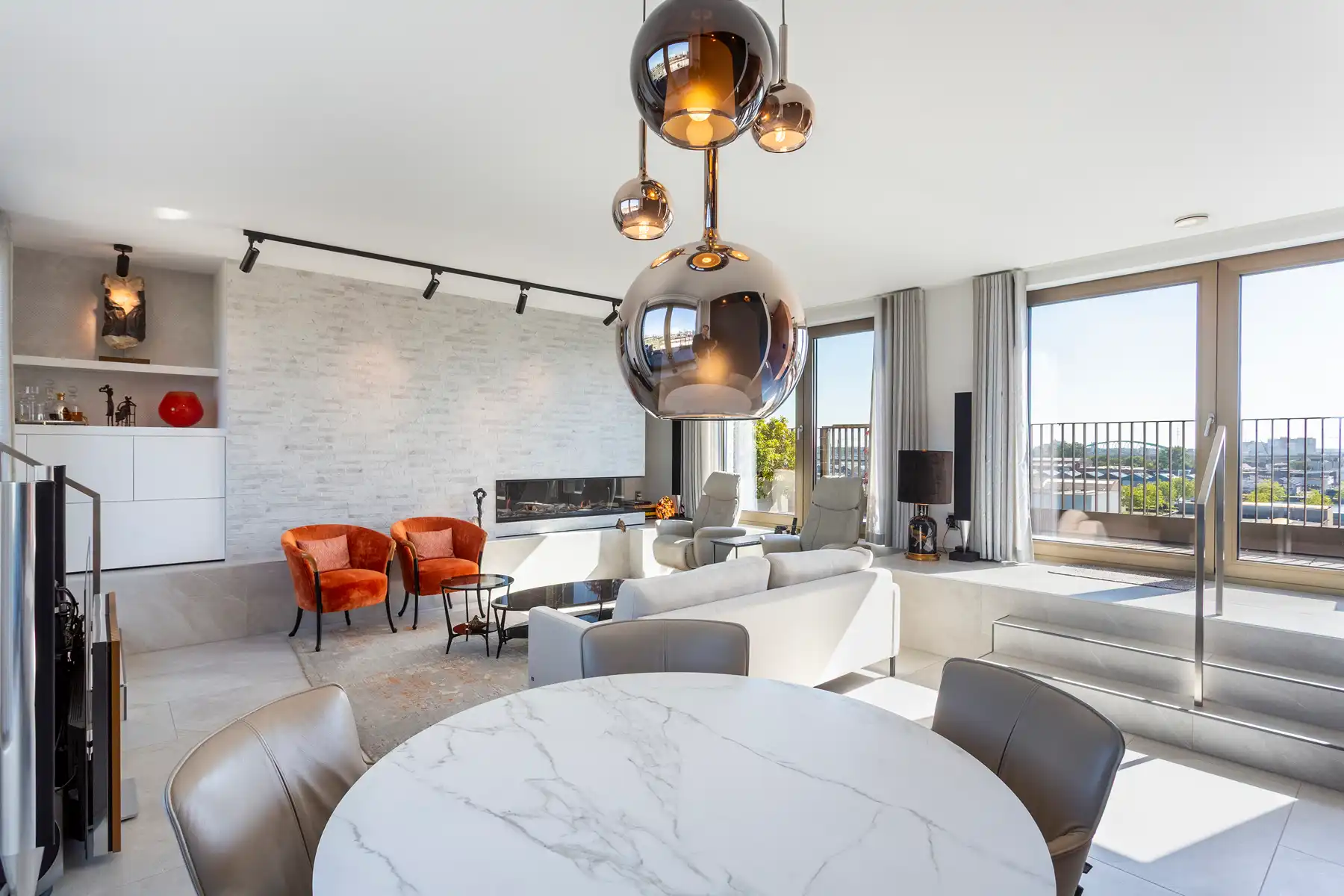 Luxueuze penthouse met waterzicht en riante terrassen foto {{pictureIndex}}