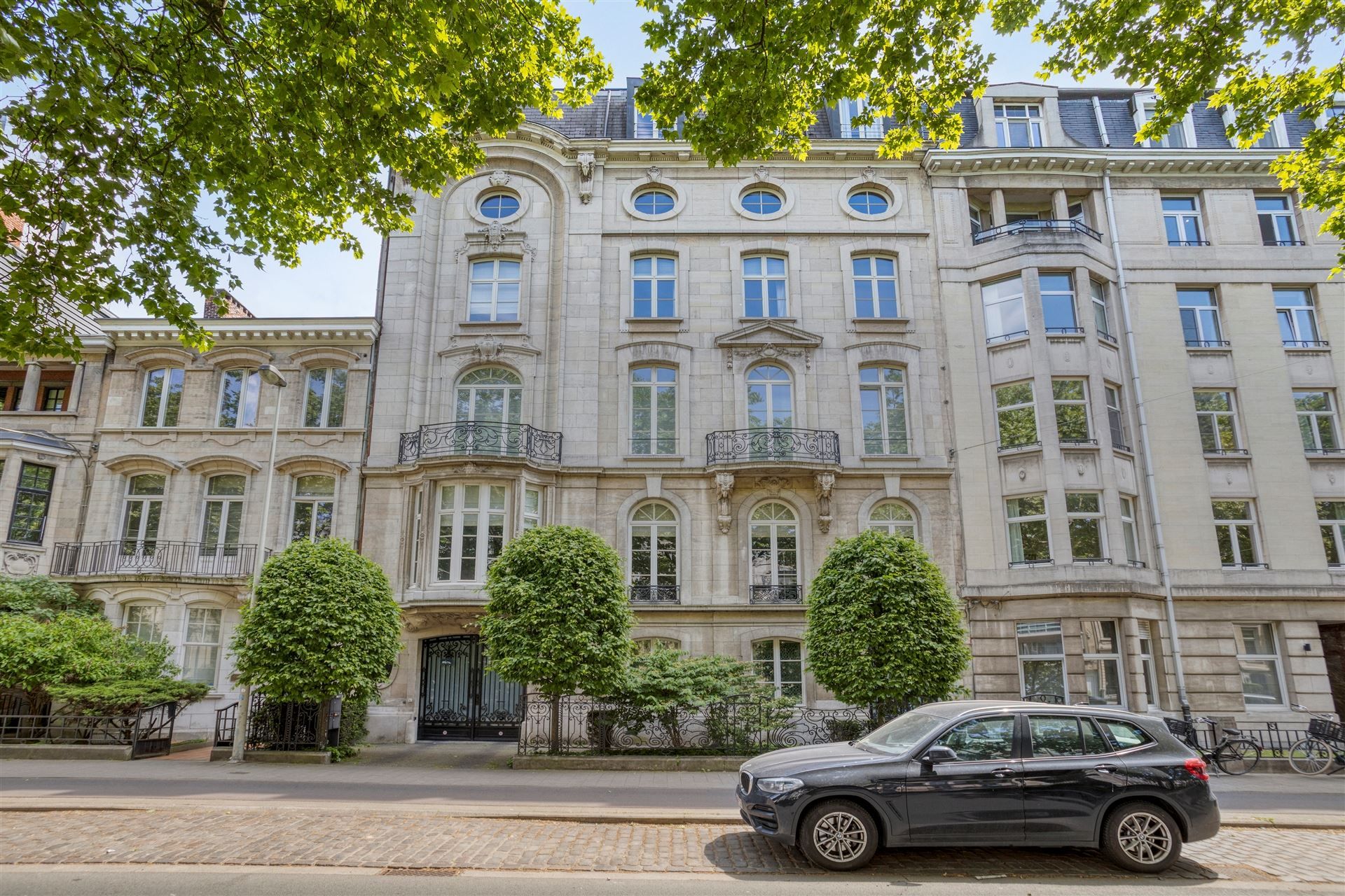 Uniek appartement van 230m²  foto {{pictureIndex}}