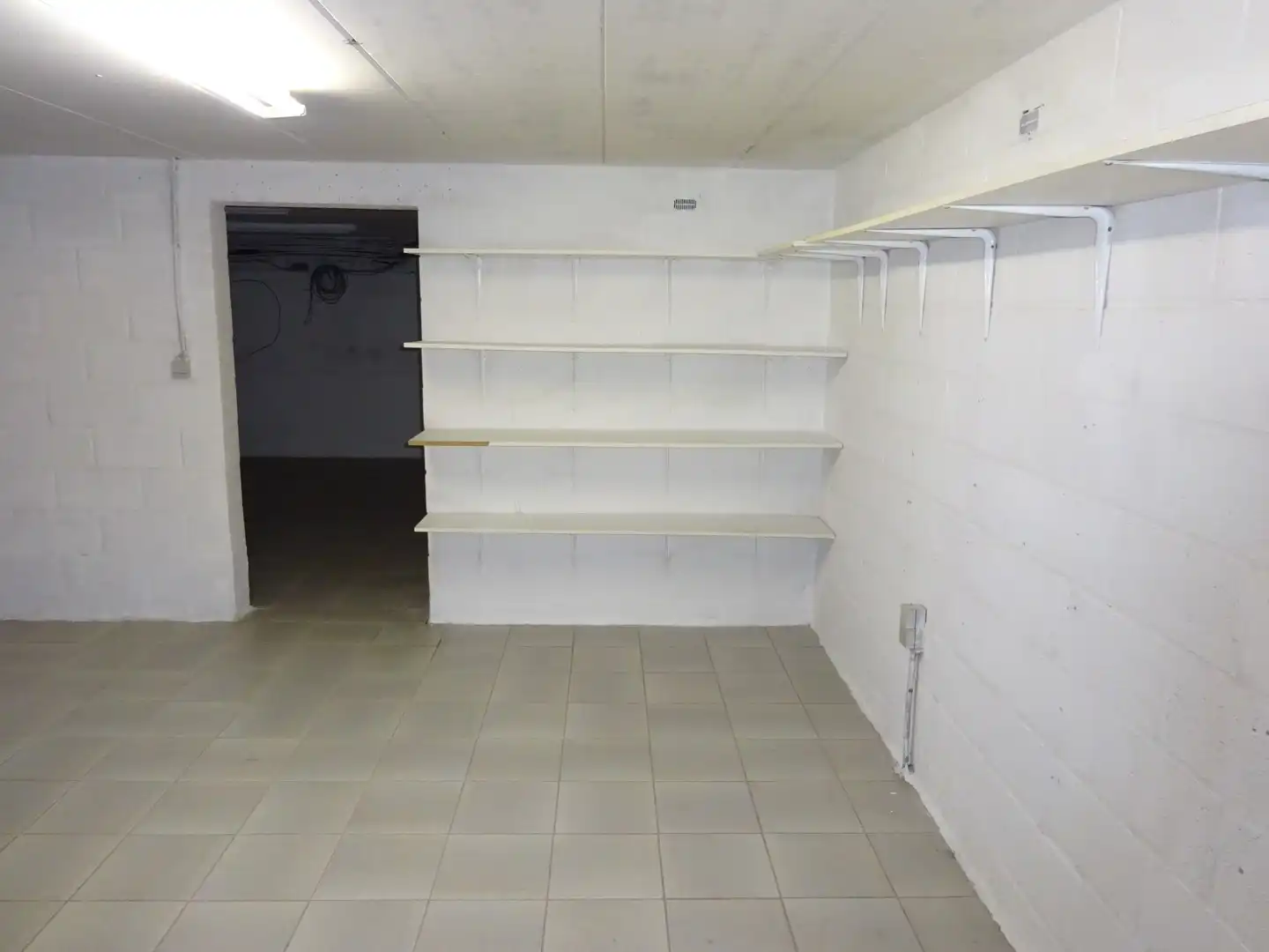 Vrijstaande woning met 4 slaapkamers en inpandige garage. foto 30