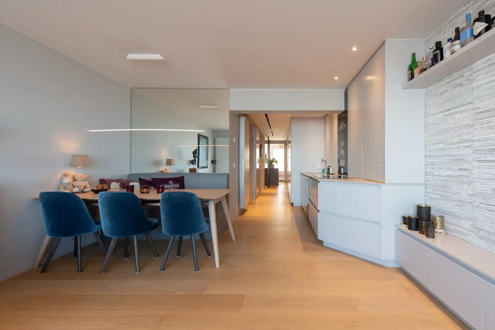 Luxe appartement met zeezicht, domotica & hoogwaardige afwerking foto 8