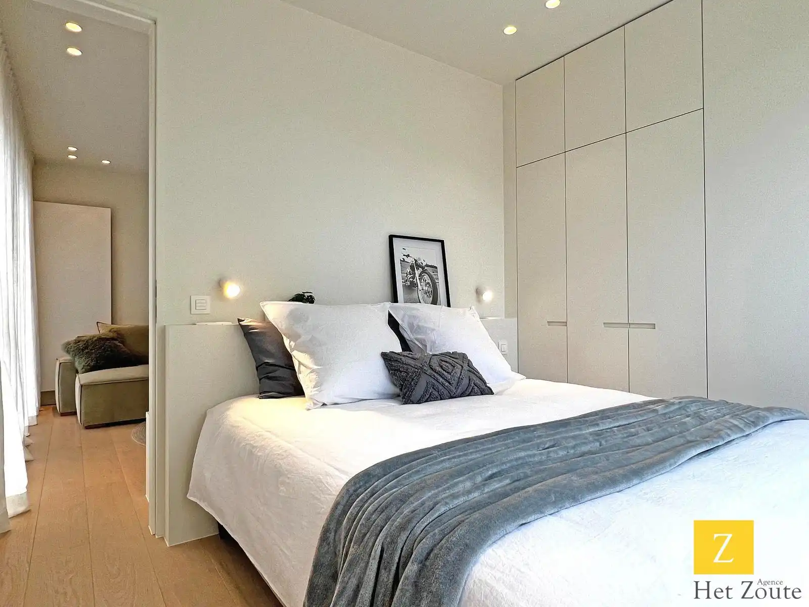 Prachtig gerenoveerd appartement gelegen op de Zeedijk foto 7