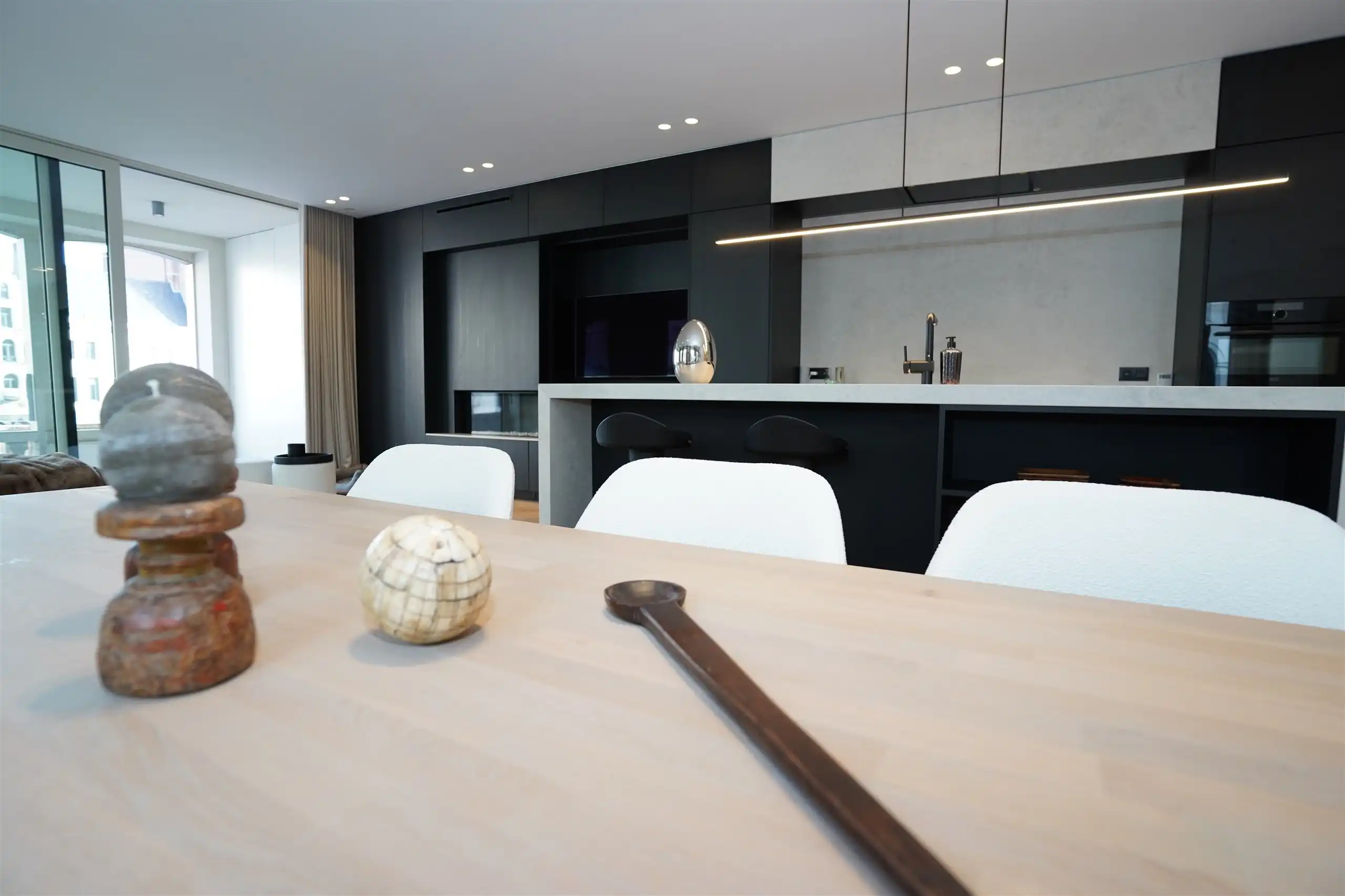 High-end  appartement met frontaal zicht op de Grote Markt met garage en extra staanplaats ! foto 13