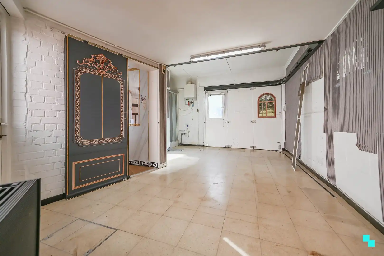 Knusse rijwoning nabij centrum Izegem foto 13
