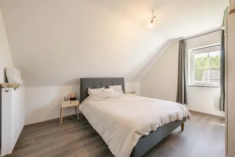 🏡✨ Prachtige woning met tuin, 3 ruime slaapkamers en garage TE KOOP in WIELSBEKE foto 9