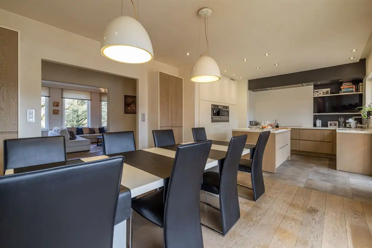 Tijdloze residentie met iconisch uitzicht foto 11