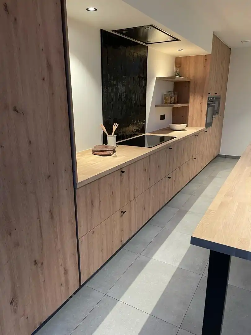 Welkom in deze ruime, vernieuwde BEN-woning met mogelijk 4 ruime slaapkamers, uitweg en zonnepanelen! foto 8