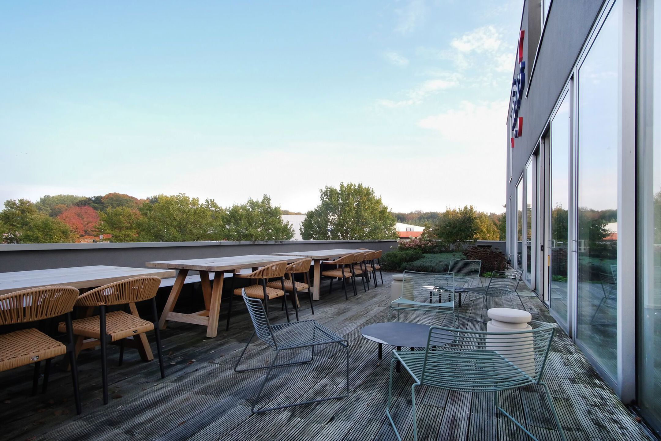 KANTOORRUIMTE TE HUUR foto 2