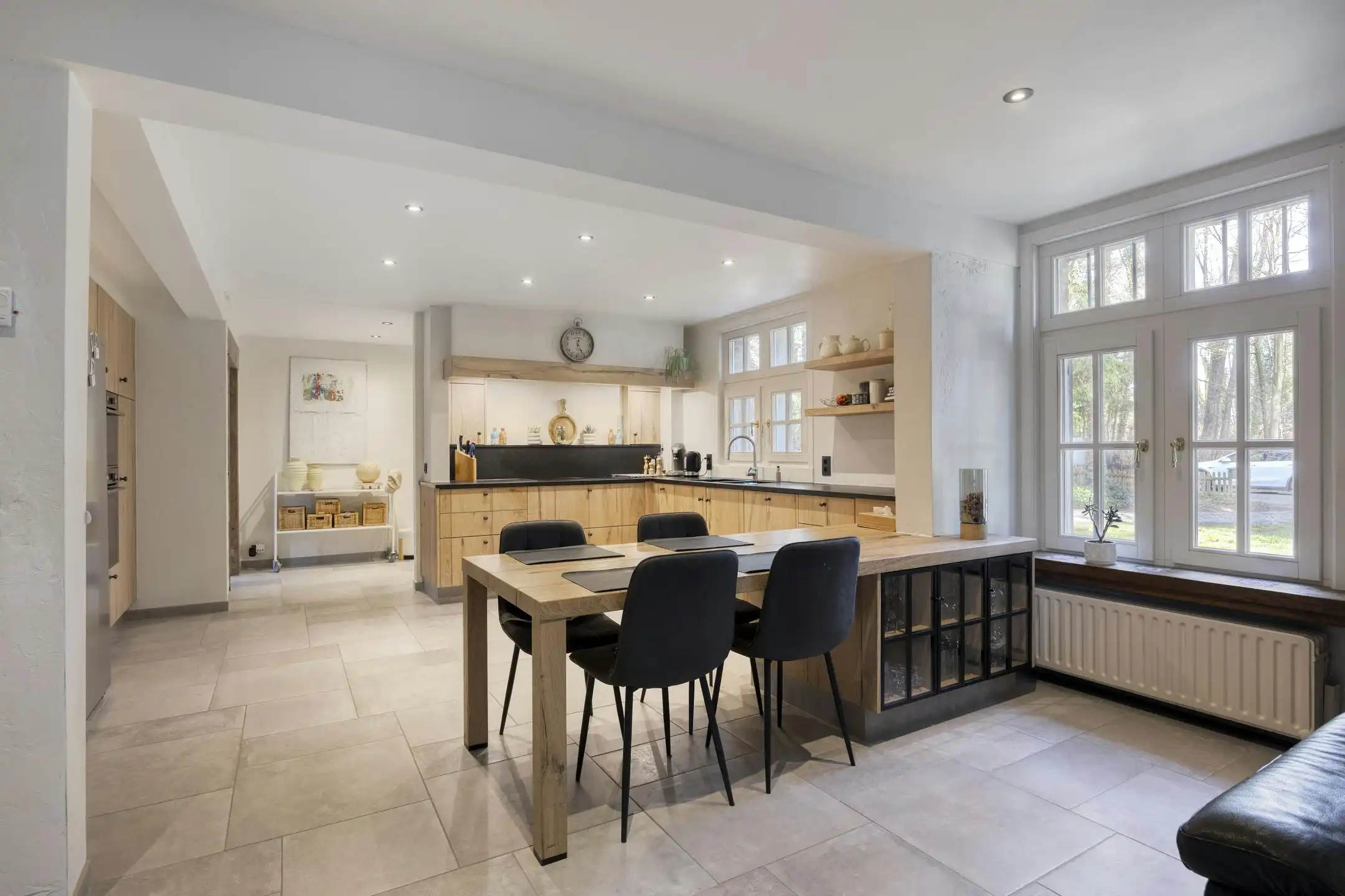 Recent gerenoveerde villa op 33 are te koop in Herentals foto 8