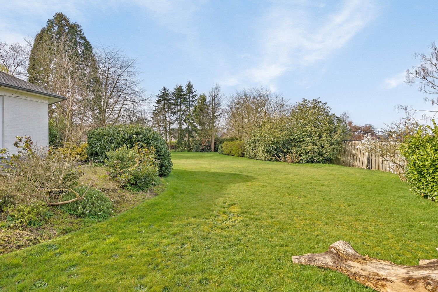 Luxueuze gelijkvloerse villa met zwembad en poolhouse op een riant perceel van 3.234 m² foto 36
