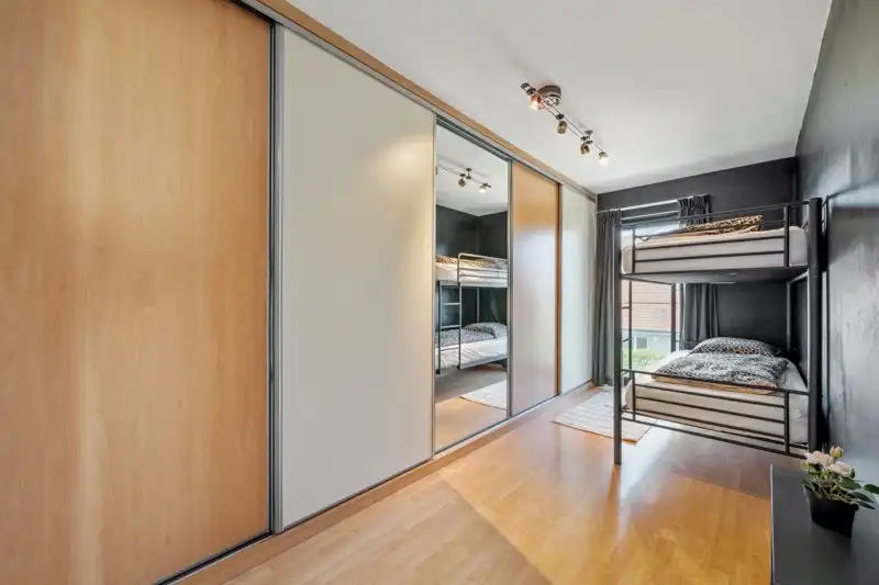 Ruime villa met zwembad  foto 20