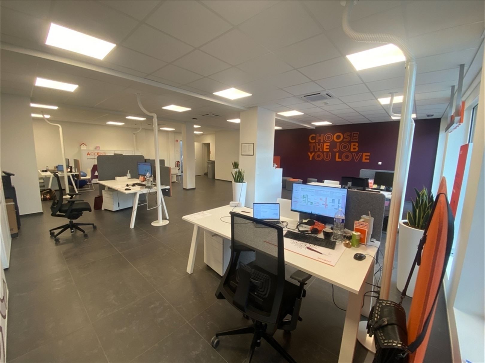 Gerenoveerd kantoor/handelspand in centrum Oudenaarde foto 6