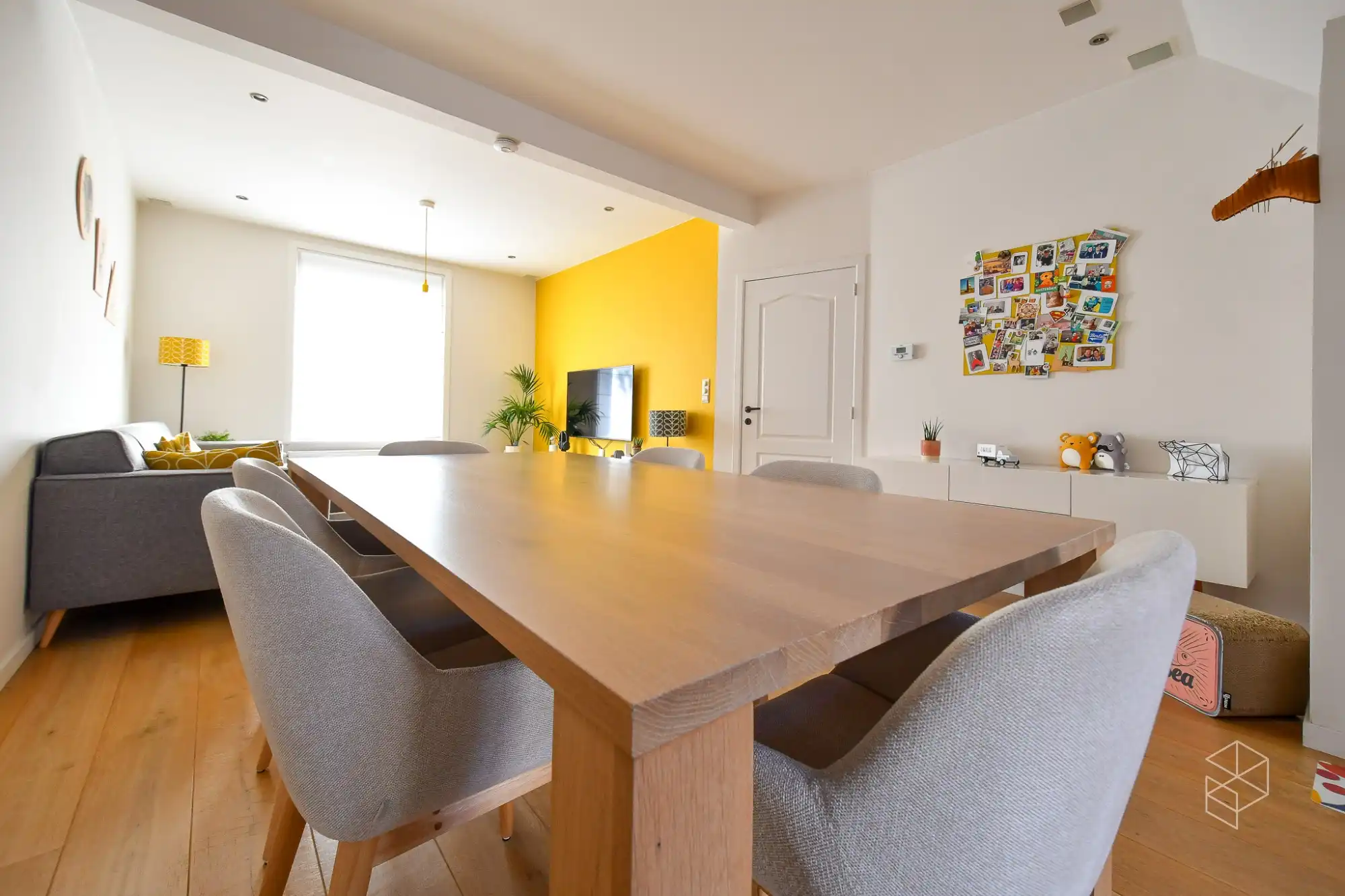 Mooie ruime instapklare woning met 2 slpk ( 3 slpks mogelijk) en koer foto 4