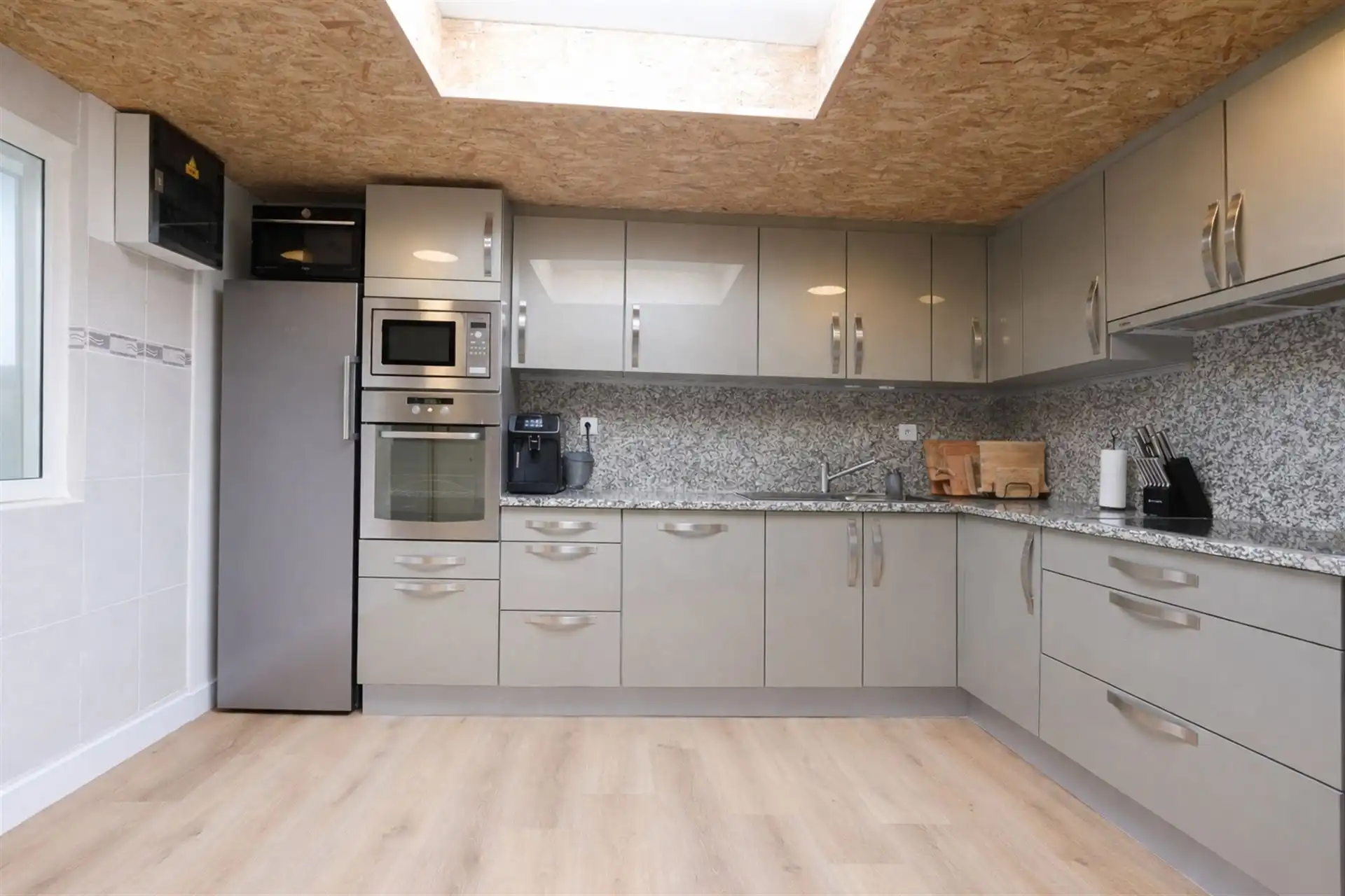 OPENHUIZENDAG 27/04 boek nu online uw afspraak!  foto 5