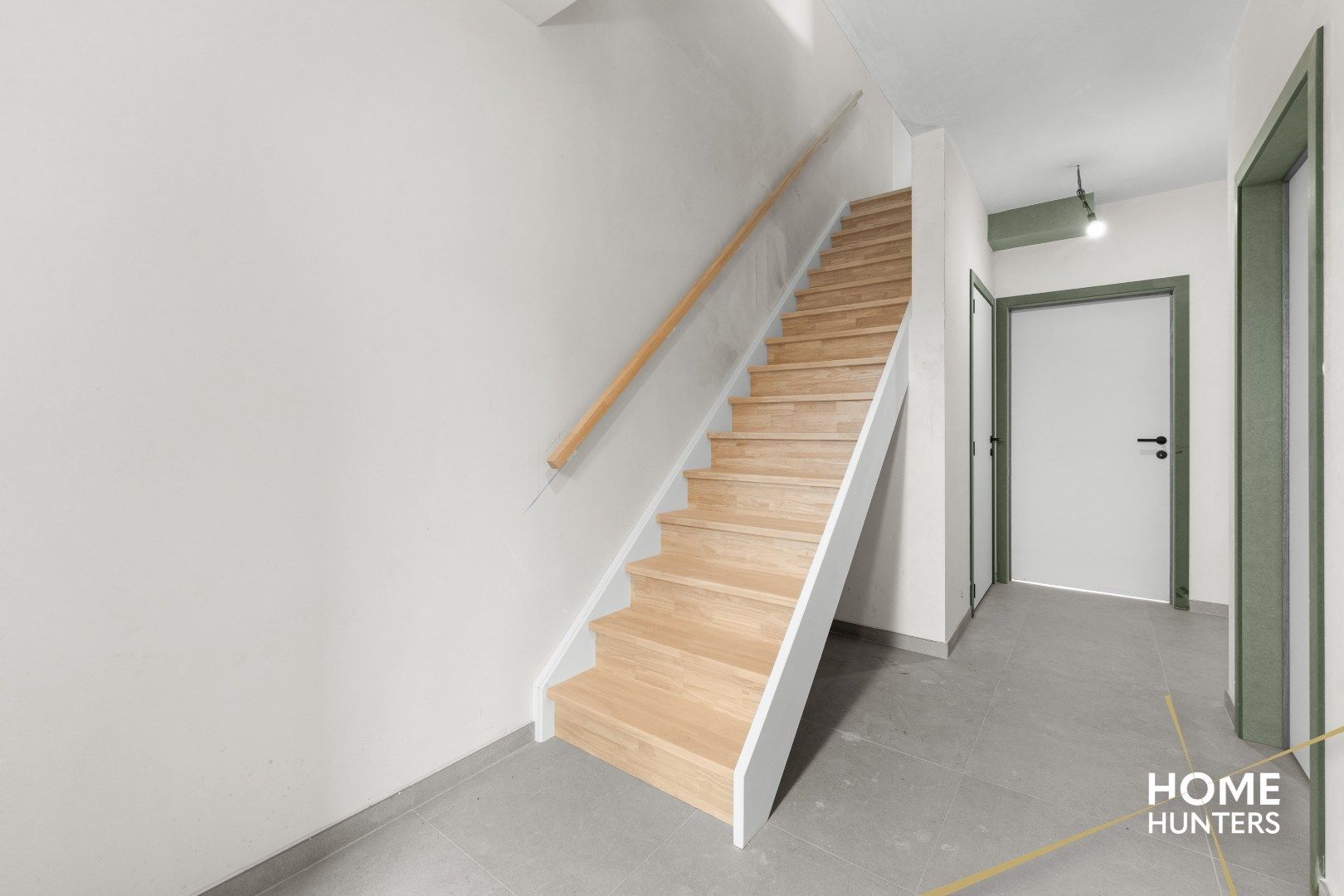 Luxueus afgewerkte nieuwbouwwoning te Vlamertinge  foto 2