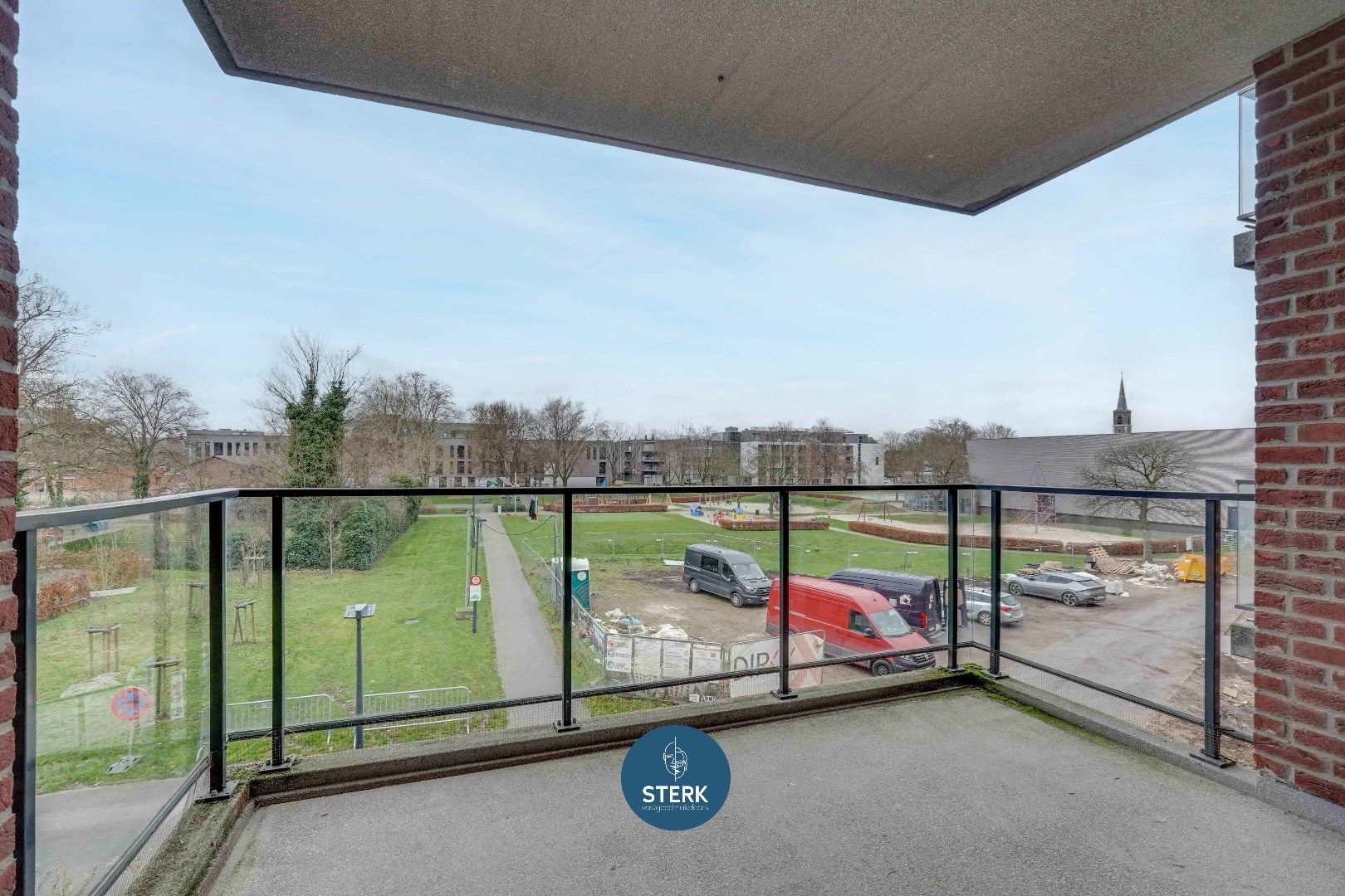 INSTAPKLAAR 2-SLPK APPARTEMENT MET EPC LABEL A TE MAASMECHELEN !  foto 3