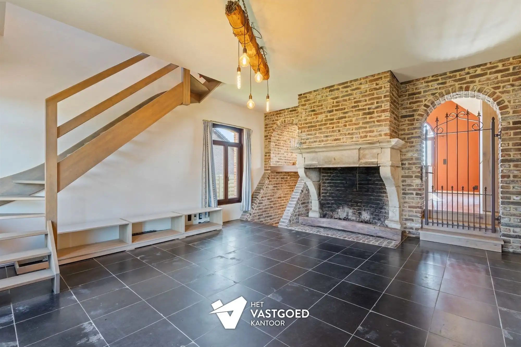 ZEER RUIME WONING MET TAL VAN MOGELIJKHEDEN OP BREED PERCEEL VAN 15 ARE TE KOERSEL foto 10