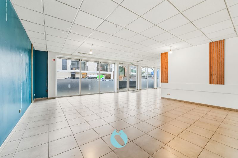 Opbrengsteigendom bestaande uit 8 entiteiten met parkeerplaatsen foto 3