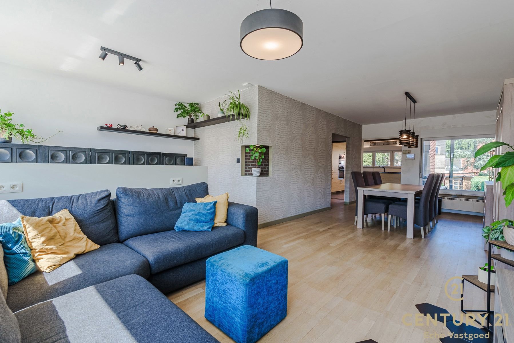 Centraal gelegen ruime woning nabij het centrum van Turnhout foto 6