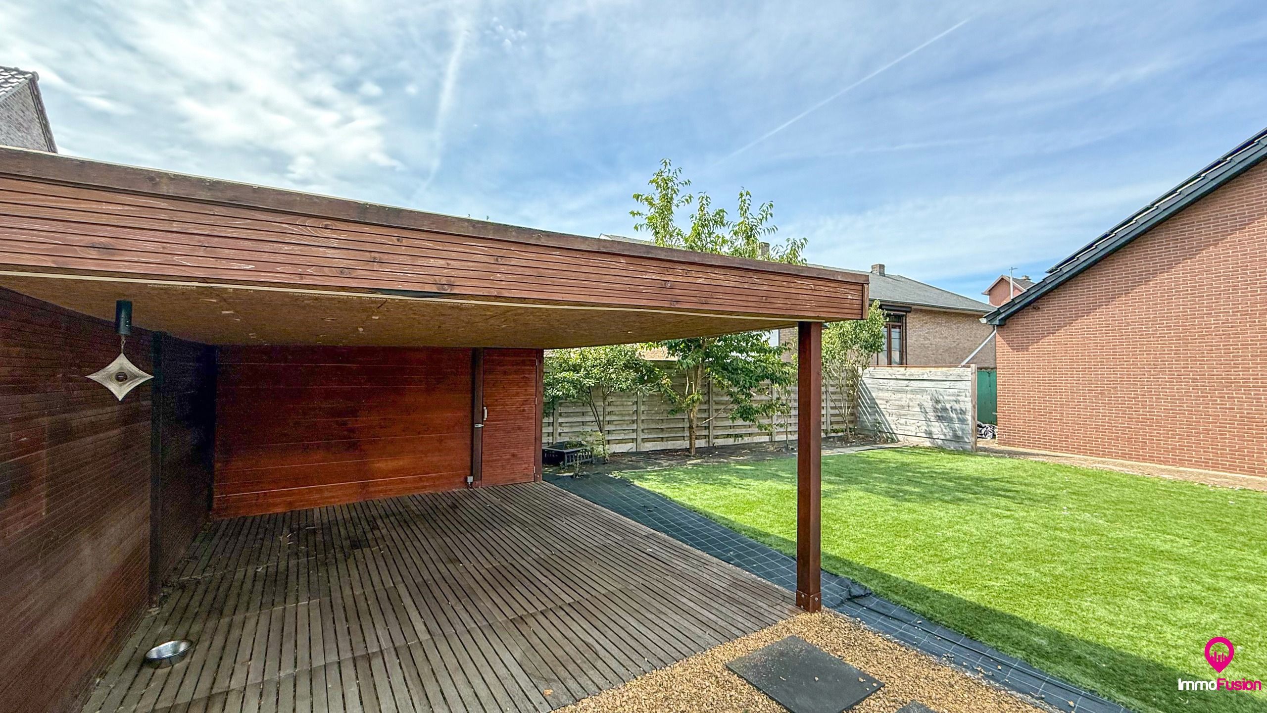 Instapklare gezinswoning met 4 slpks en mooie verzorgde tuin foto 40