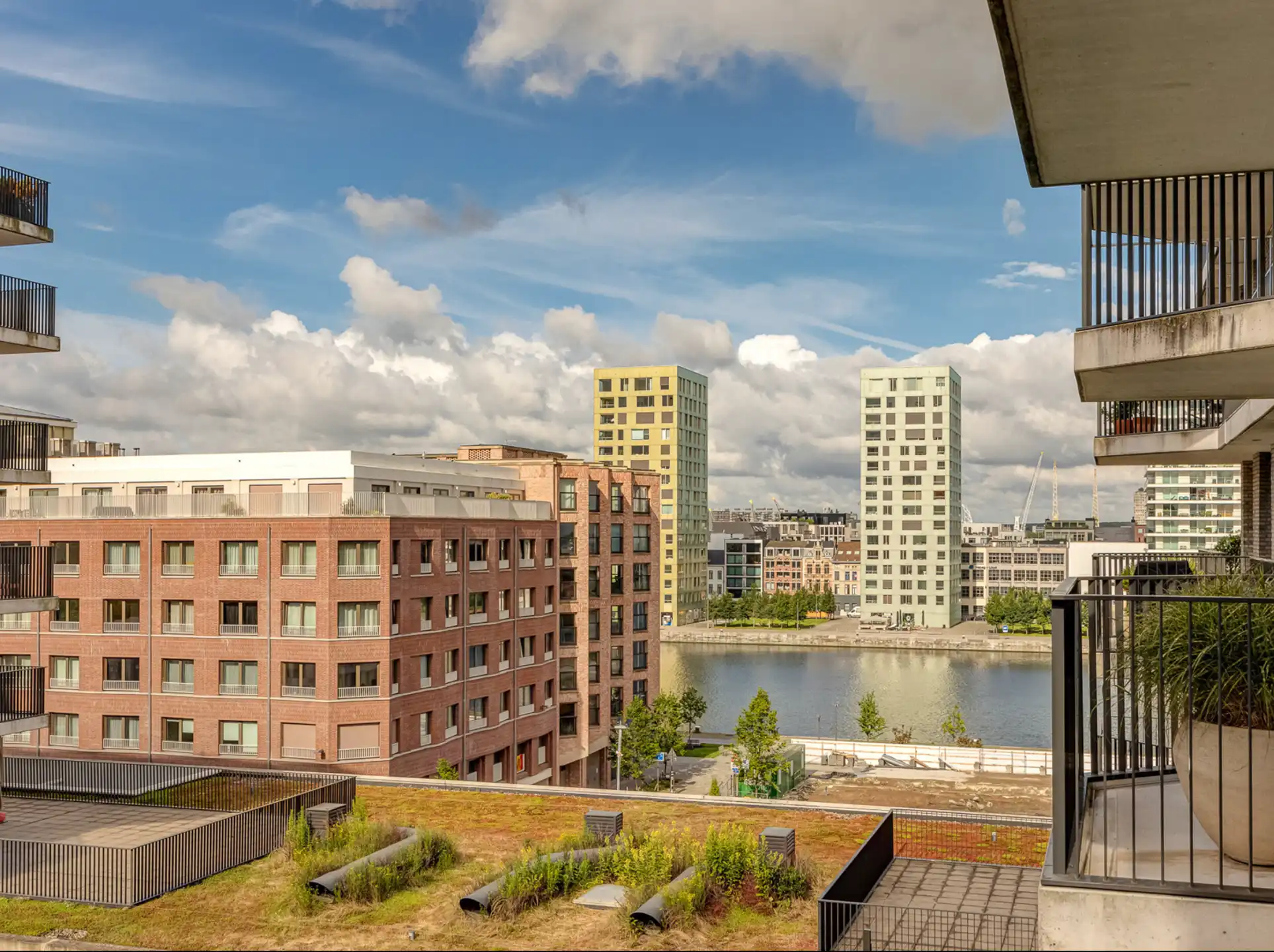 ANTWERPEN -EILANDJE - Licht en modern appartement met zonnig terras  foto 2