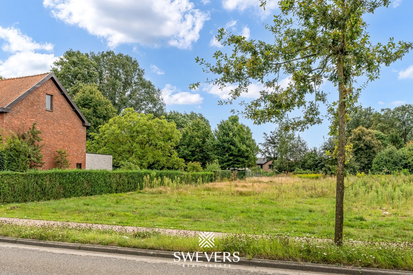 Knappe bouwgrond voor open bebouwing op 12a 74ca in hartje Helchteren foto 5