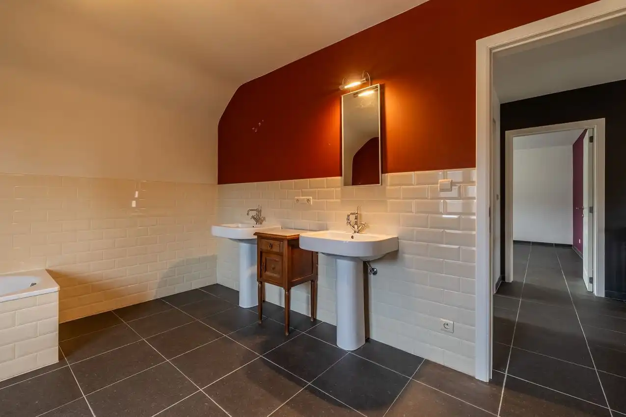 Instapklare, verrassend ruimle woning in landelijke omgeving foto 25