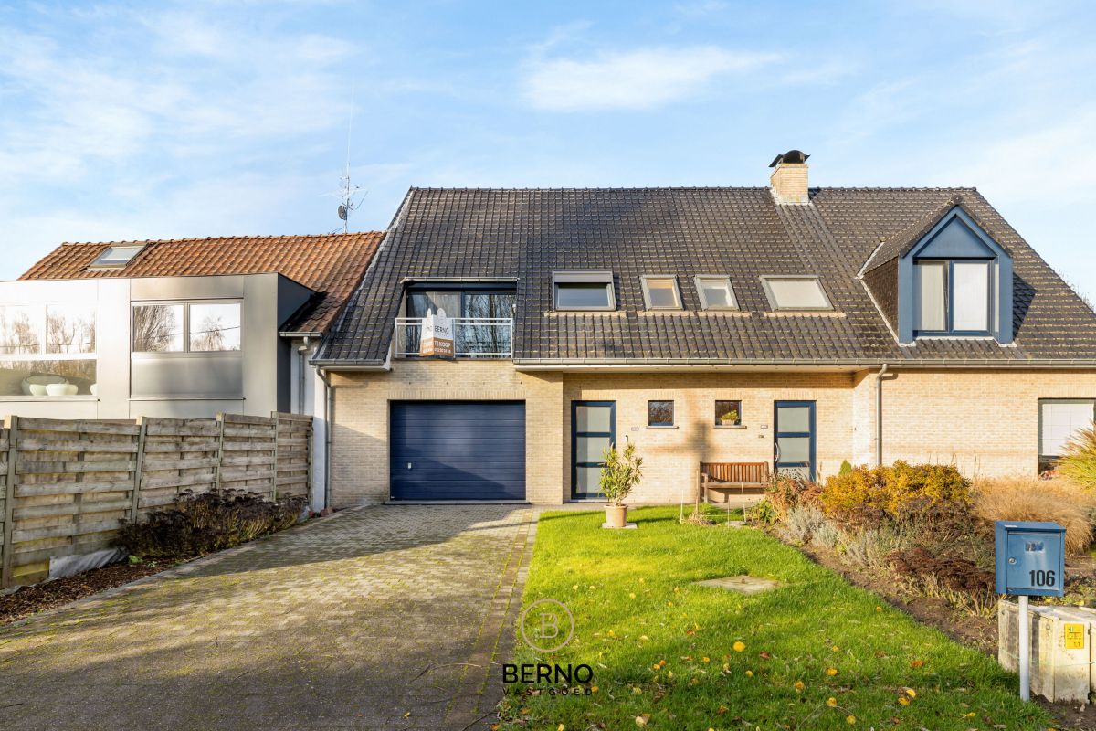 Prachtig gelegen bel-etagewoning foto {{pictureIndex}}