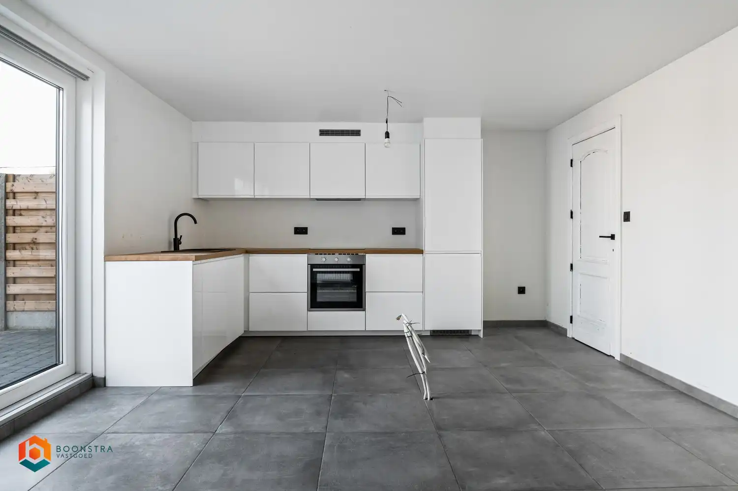 Instapklare woning met 3 slpkrs en tuin foto 4