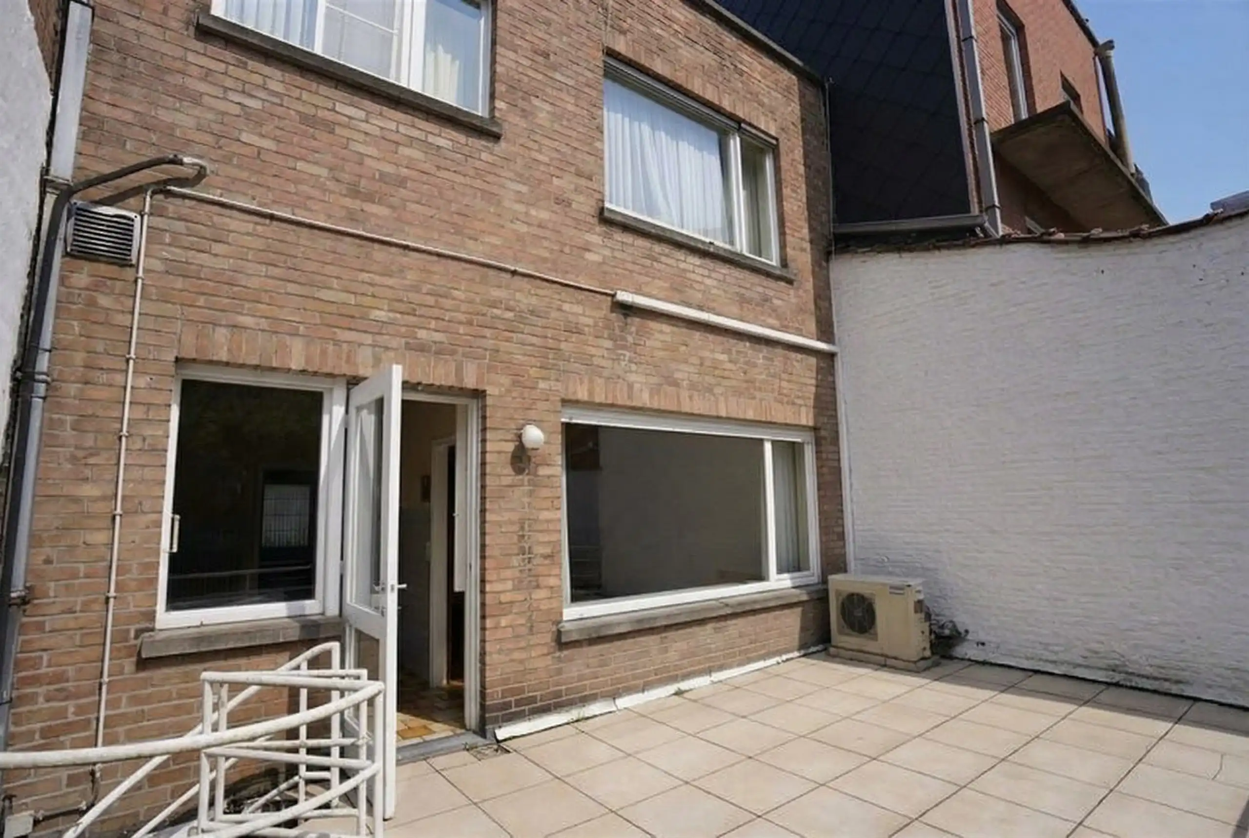 Grote stadswoning met uitzonderlijke ontwikkelingskans. foto 2