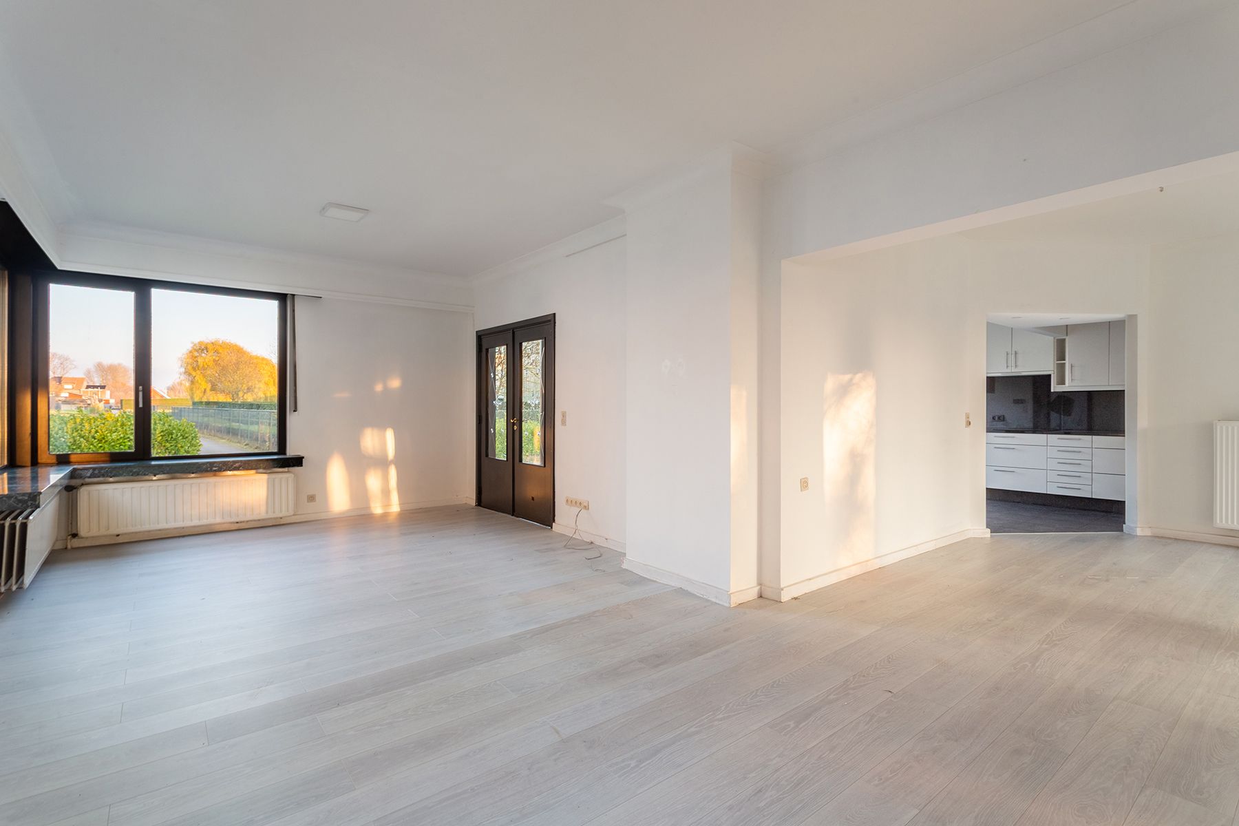 Edegem - Villa met 4 slpkamers + garage + ruim magazijn 500² foto 5