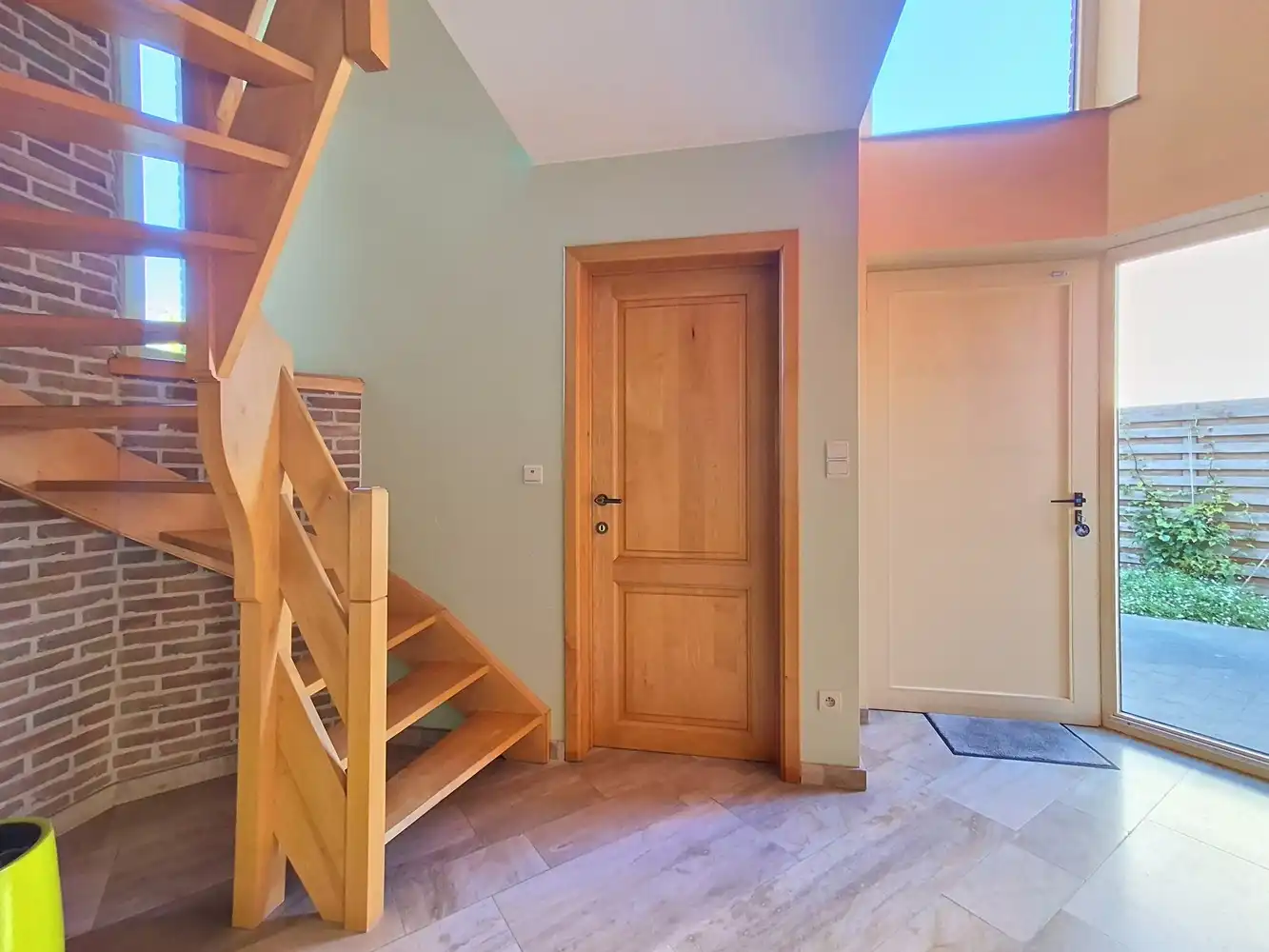 Lichtrijke, ruime gezinswoning op prachtig perceel van 1621m² foto 11
