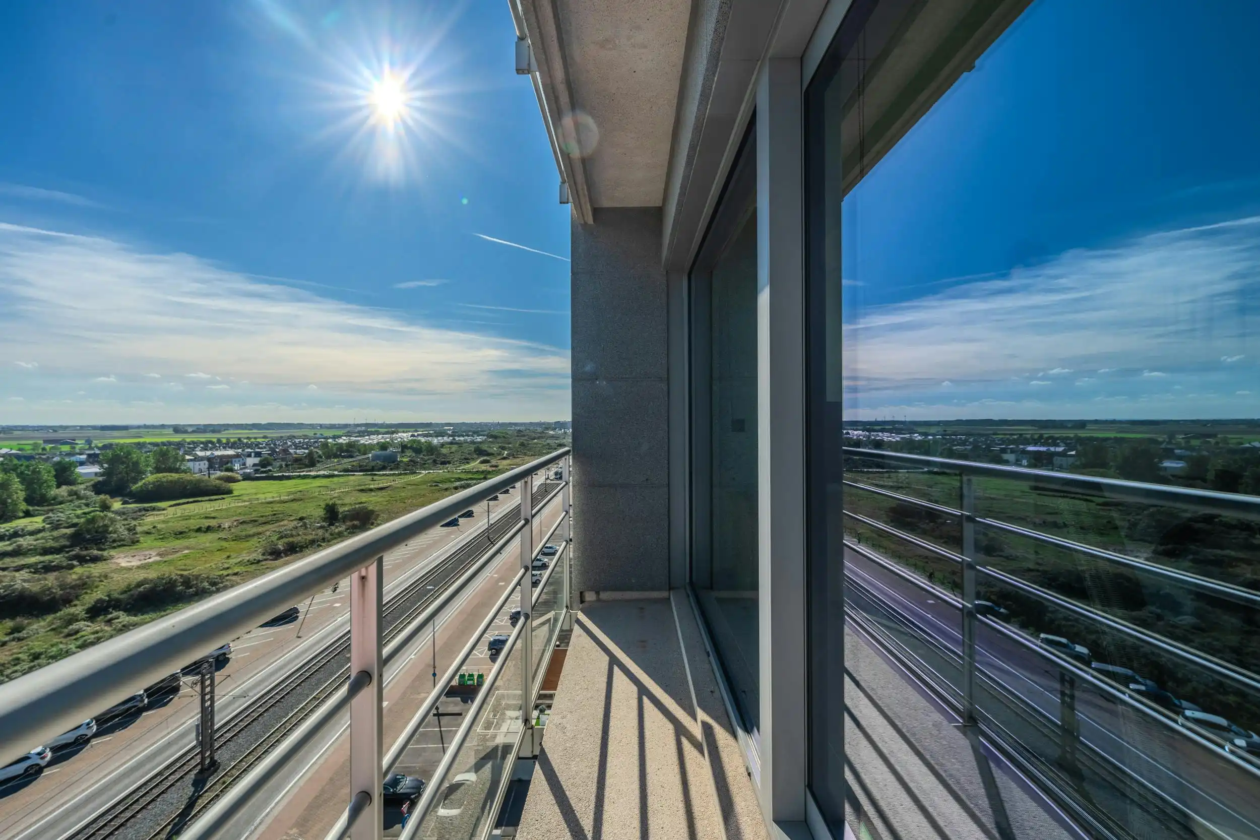 Prachtige studio met zuidgericht terras en weids uitzicht! foto 14