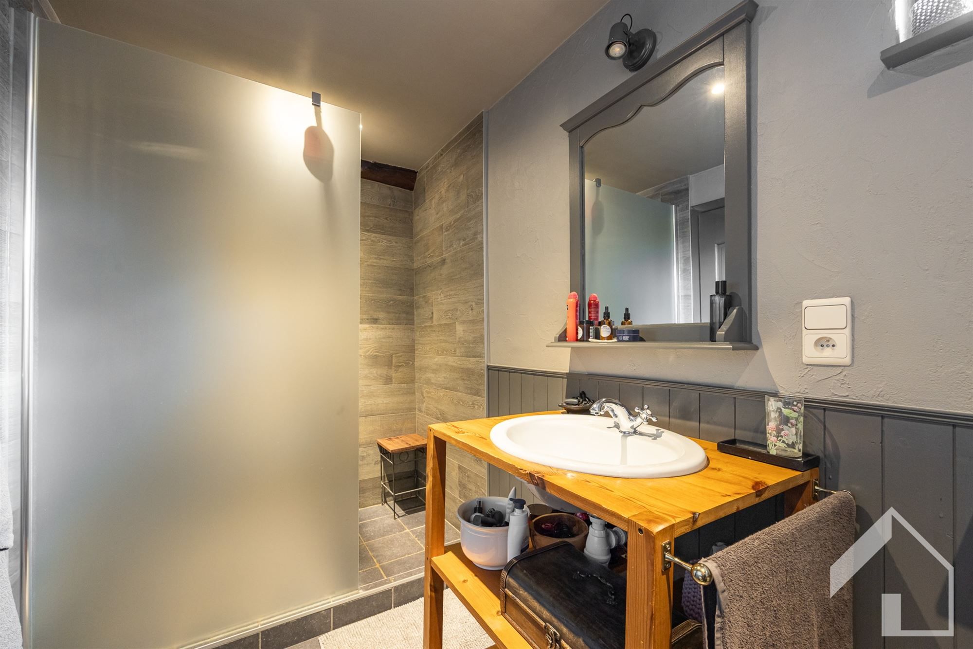 Gezellige woning met 1 slaapkamer op een perceel van 1192m2 foto 7