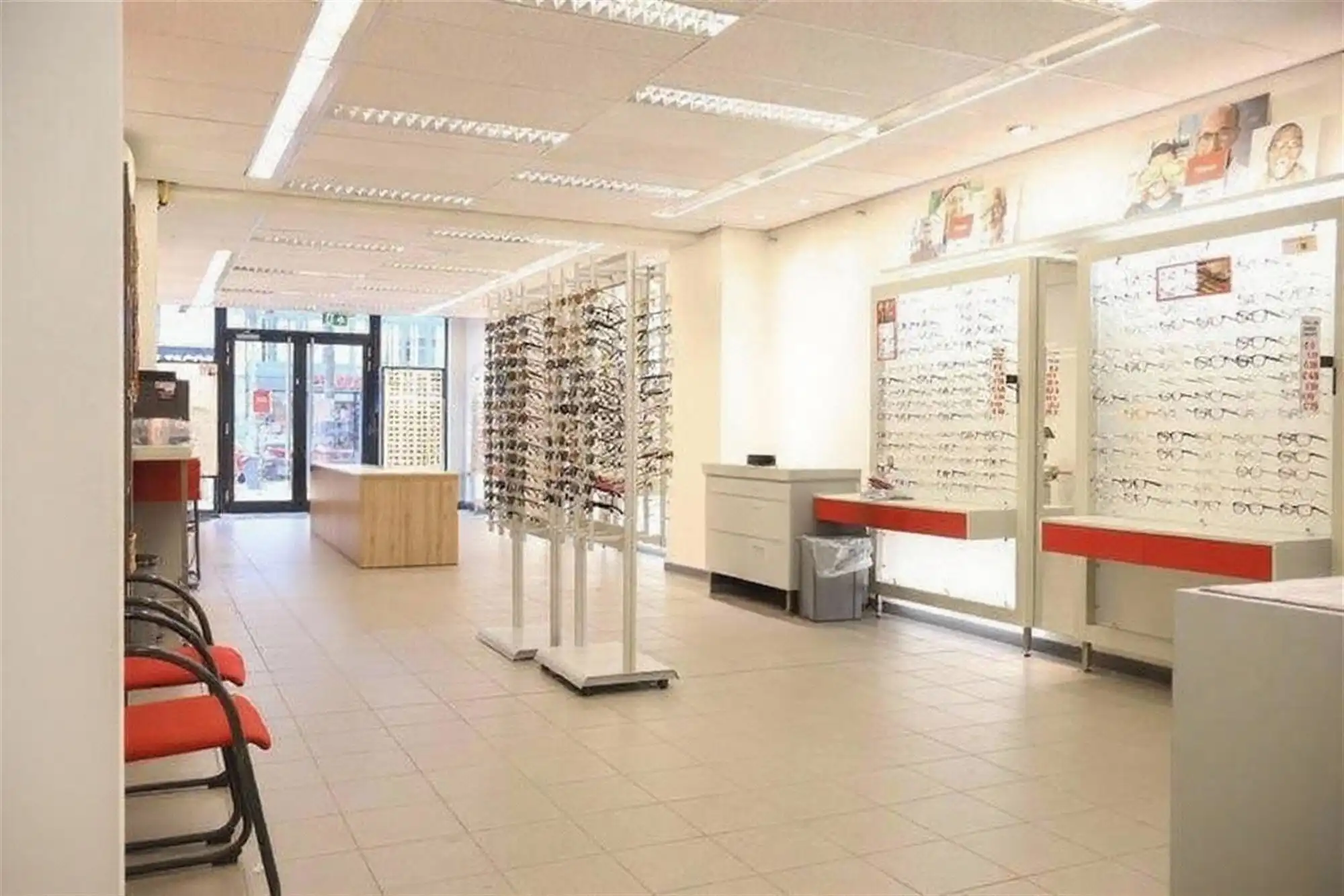 Opbrengsteigendom - handelshuis met te renoveren duplex + tuin + atelier foto 4