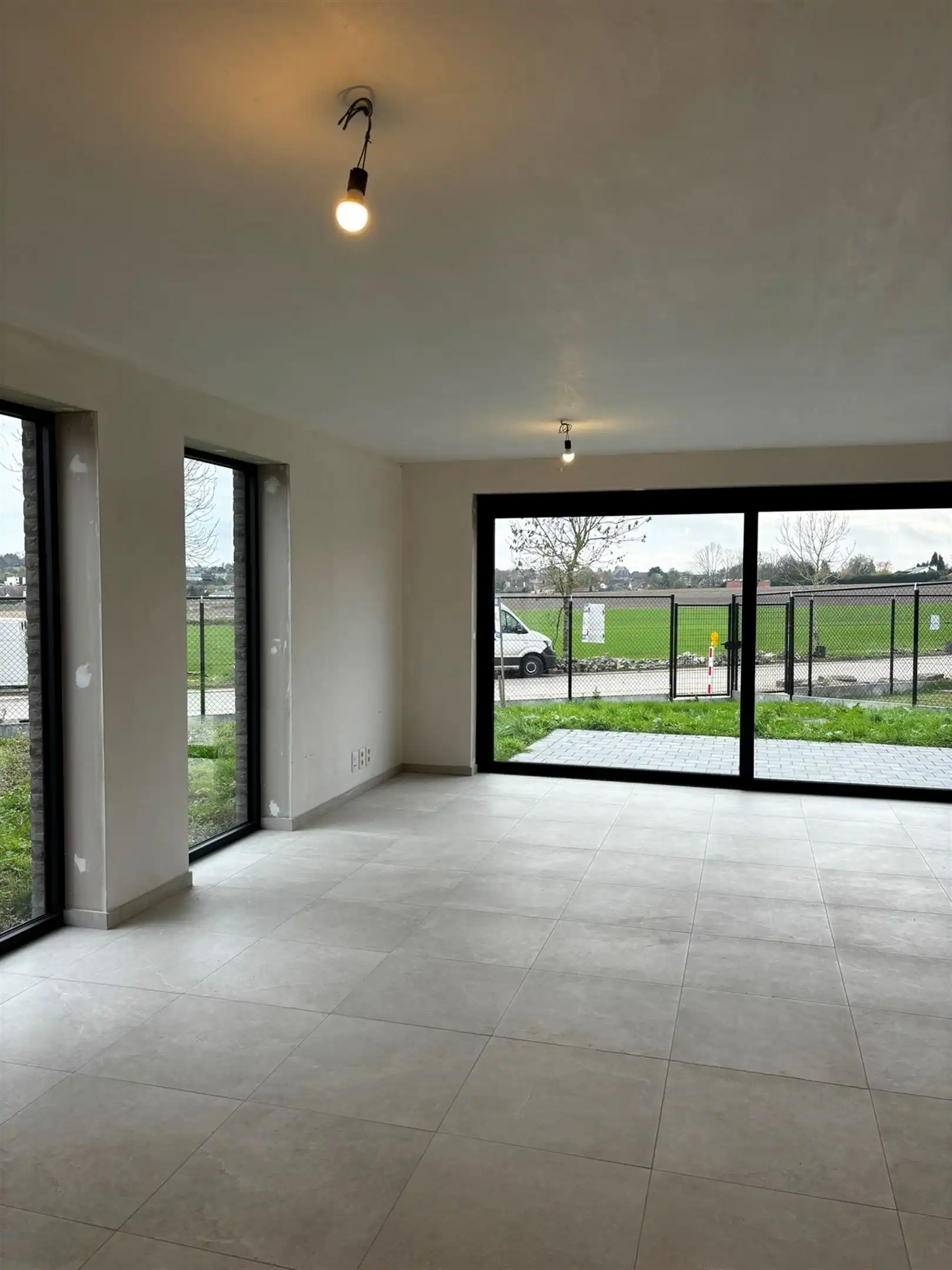 Nieuwbouw met 4 slaapkamers foto 7