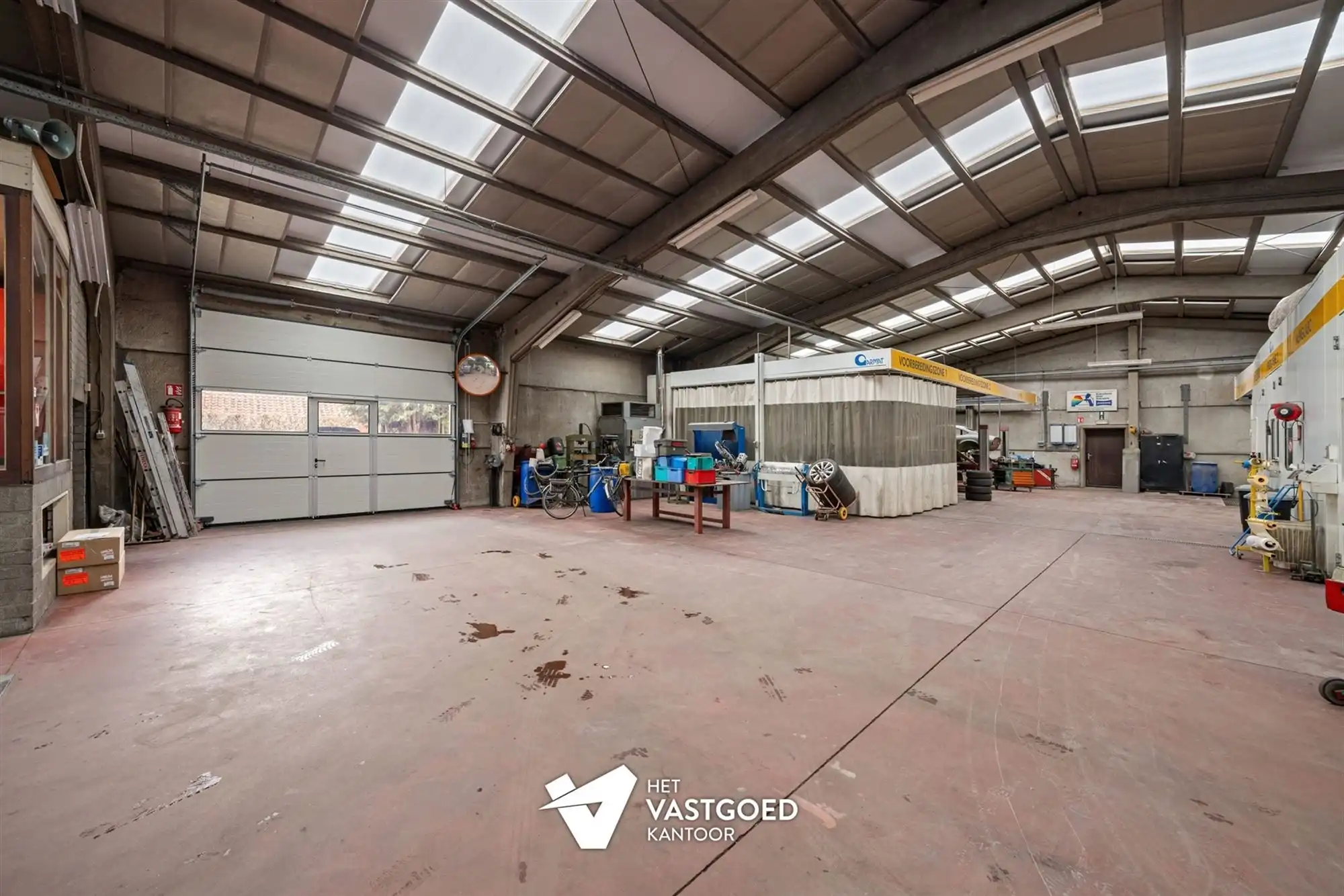 OVER TE NEMEN GARAGE (800M²) EN TANKSTATION GELEGEN OP EEN PERCEEL VAN 2727M² TE HAM foto 22