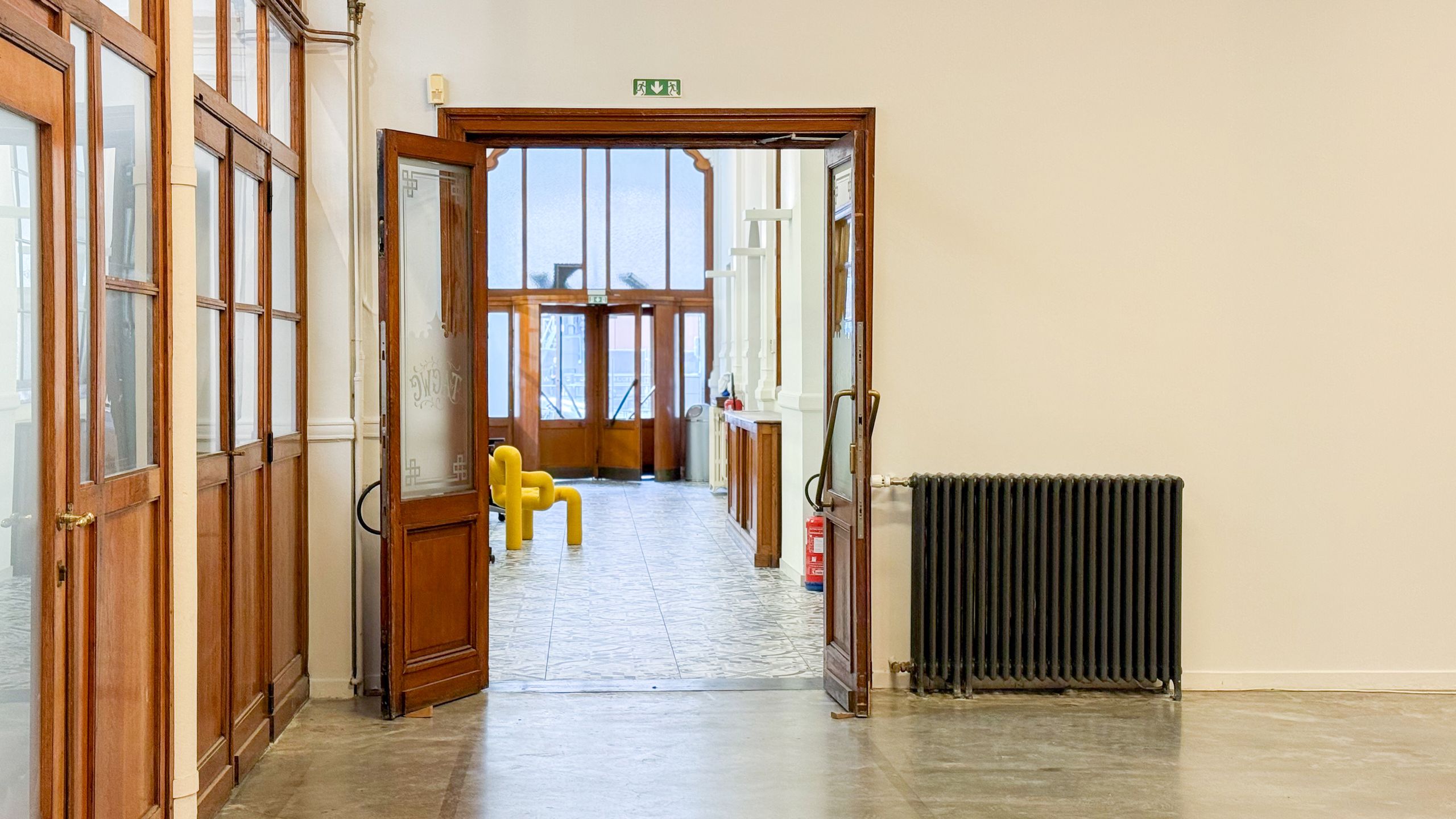 authentieke showroom - atelier op top locatie op Eilandje foto 3