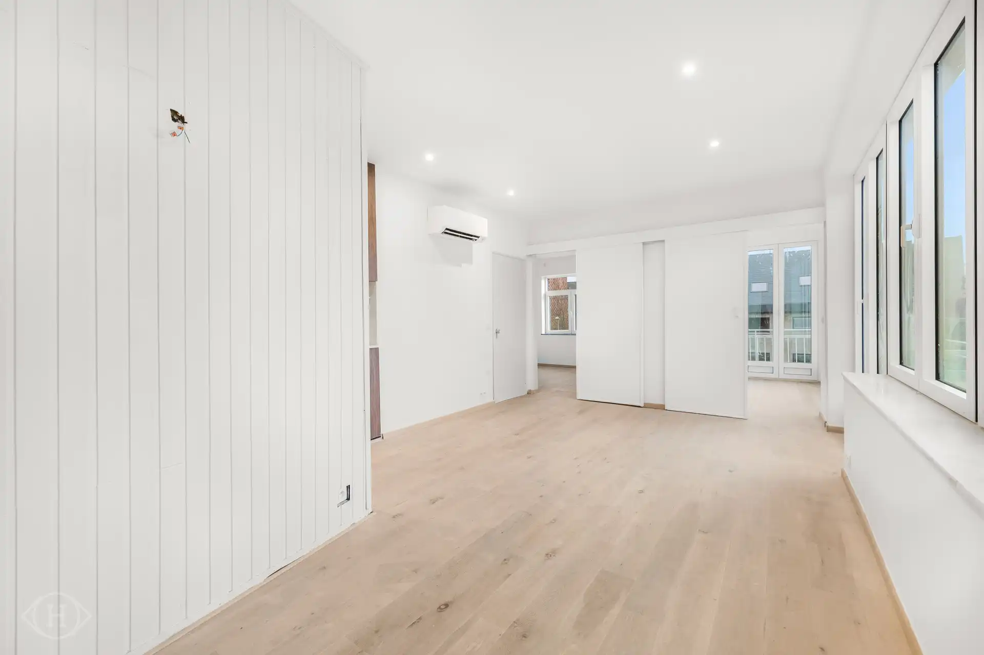 Gerenoveerd 2-slaapkamerappartement op toplocatie foto 5