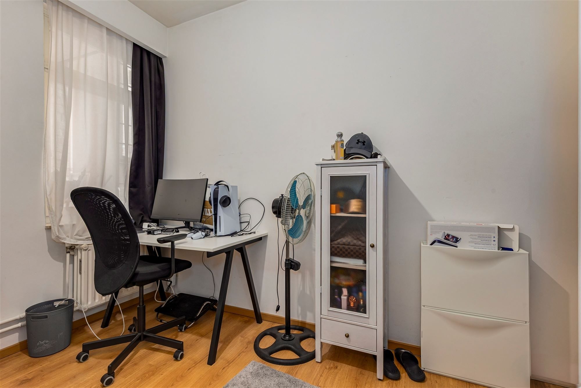 Zeer licht 3 slaapkamer appartement aan Rooseveltplaats en Opera foto 14