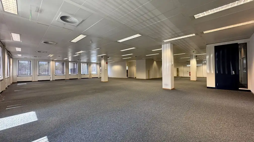 Instapklare kantoren te huur vlakbij E19 in Kontich foto 9