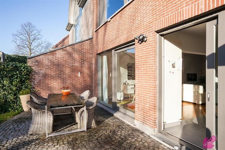 Prachtige halfopen bebouwing met tuin te Linkeroever foto 16
