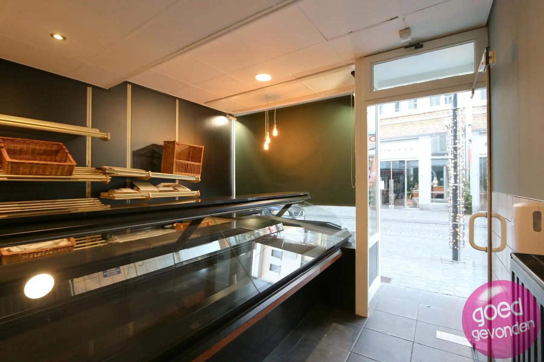 Handelspand - hoofdwinkelstraat - 130 m² - instapklaar foto 3